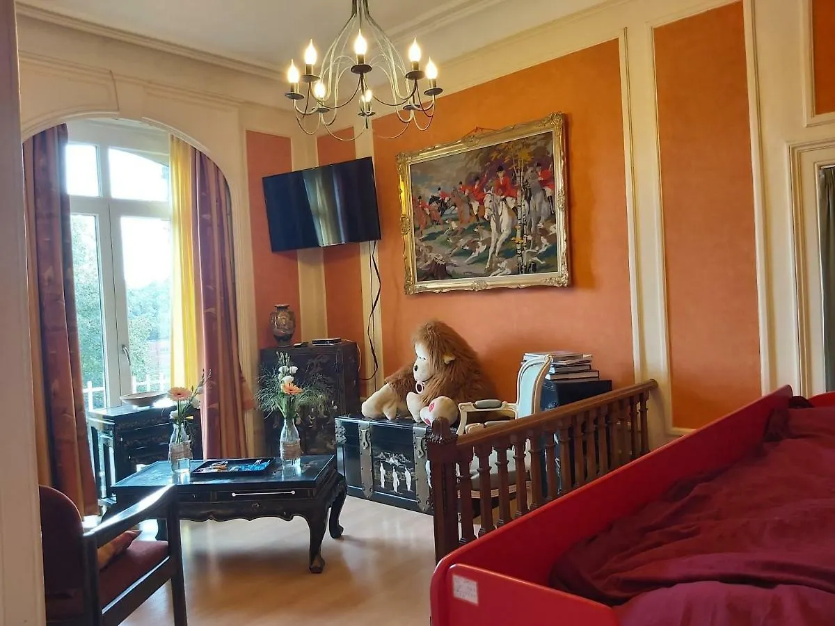 Hotel Chateau Lambert Moulinsart Hotel, Shuttle Airport, Long Term Parking, Snooker, Large Terrasse, Dinner, Breakfast Charleroi
